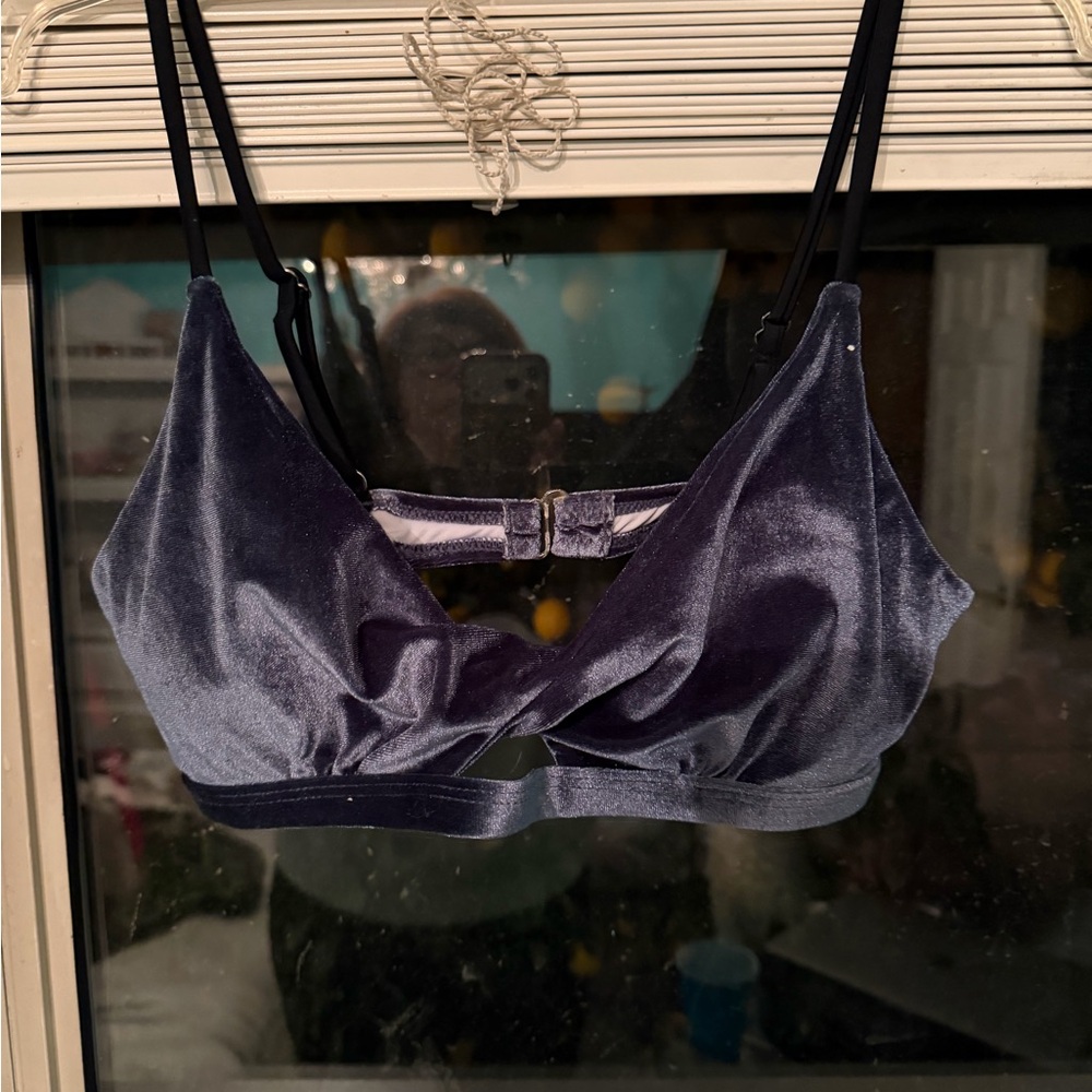 Cupshe Velvet Bikini Top in Deep Blue